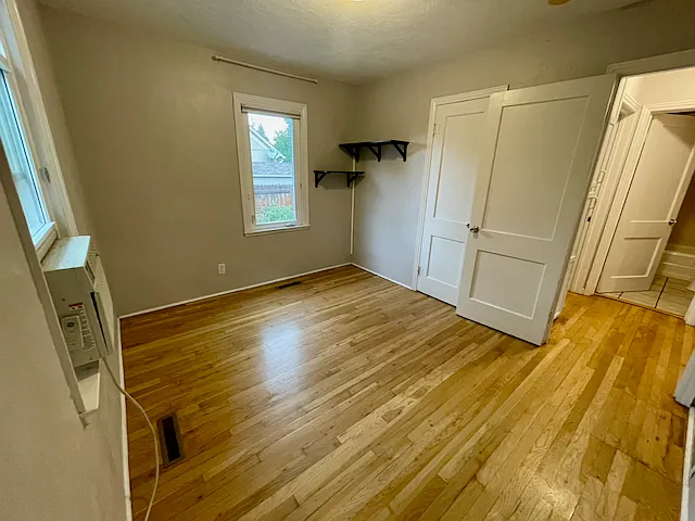 1st upstairs bedroom