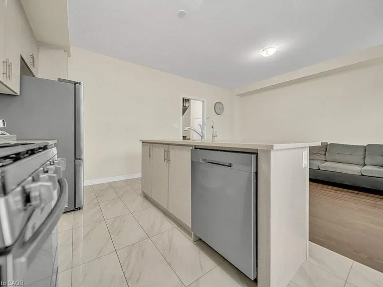 3 Capton St — Photo 16
