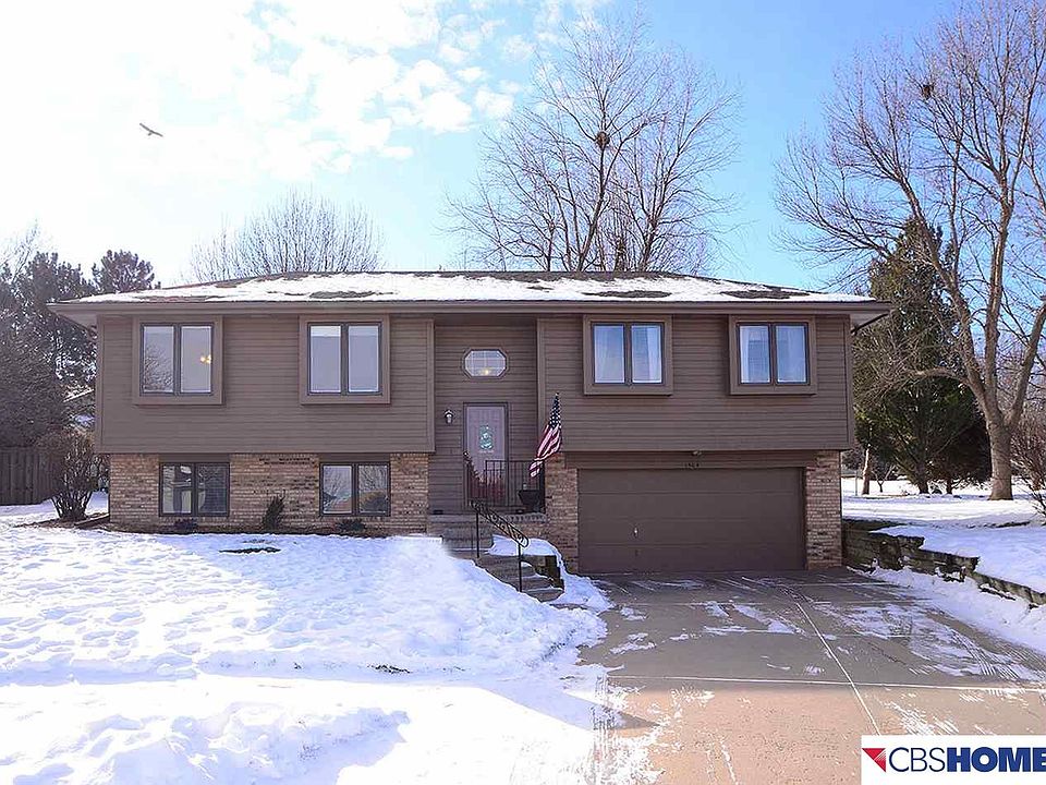 1st image of 1504 N 144th Avenue Cir