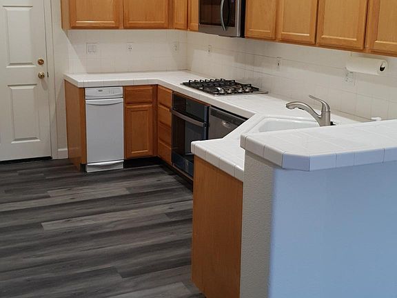 4th image of 6356 Gatwick Ct