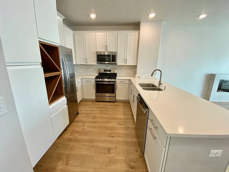 1051 W Azul Meadows Way — Photo 13