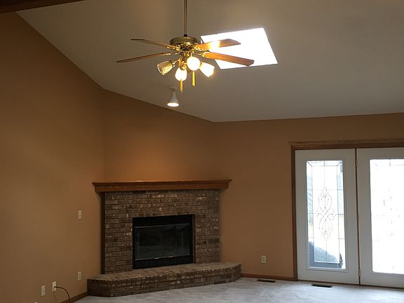 4th image of 7900 Aspen Ct