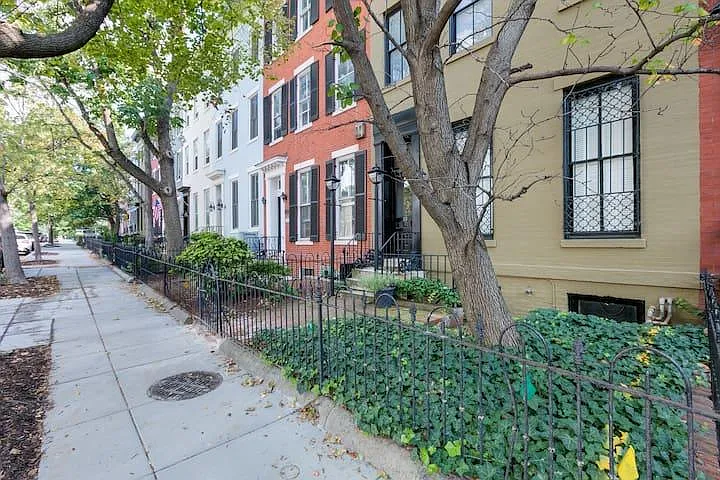 1 bed, 650 sqft, $4,200 — Photo 2