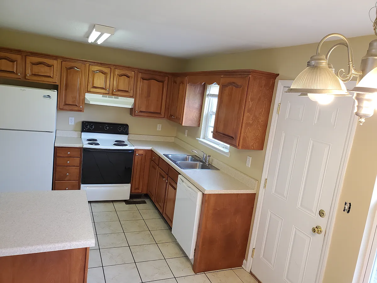Building Photo - 1217 Osburn Rd #1211-F