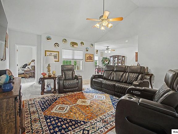 3rd image of 522 Hickory Ln #A