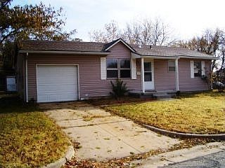 2nd image of 3042 S Richmond Ave
