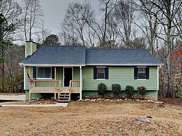 2271 Chestnut Pl, Lithia Springs, GA 30122