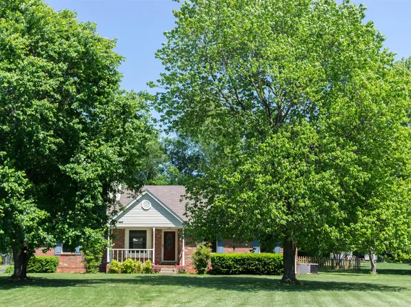 10044 Roanoke Dr, Murfreesboro, TN 37129