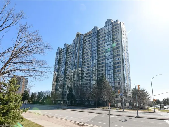350 Webb Dr #708, Mississauga, ON L5B 3W4