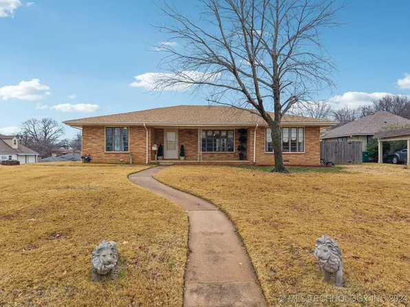 1100 N McKinley Ave, Sand Springs, OK 74063