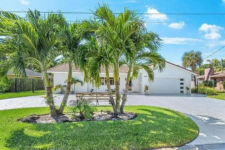 3 bed, 2.0 bath, 1970 sqft, $7,500 — Photo 2