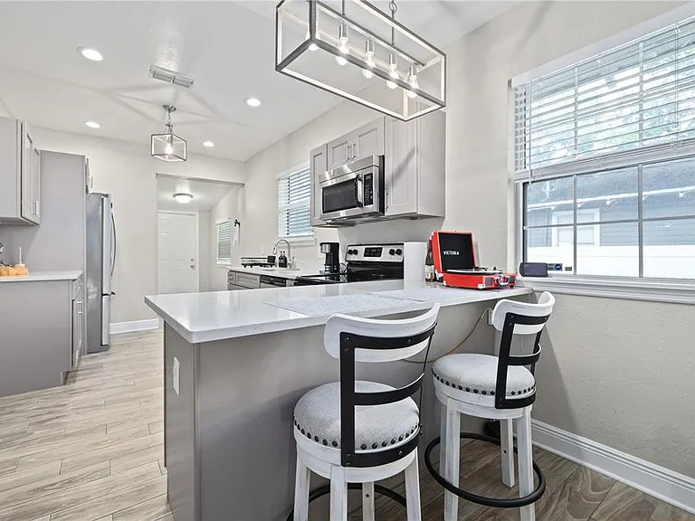 3808 N Tampa St — Photo 9