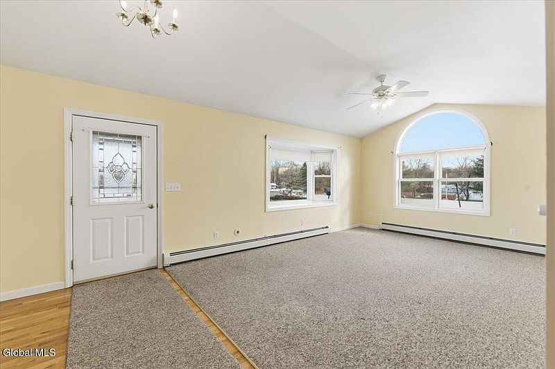 4th image of 113 Skyview Drive