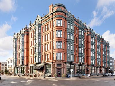165 Western Ave N APT 209, Saint Paul, MN, 55102