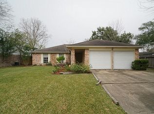 11630 Scottsdale Dr, Meadows Place, TX 77477