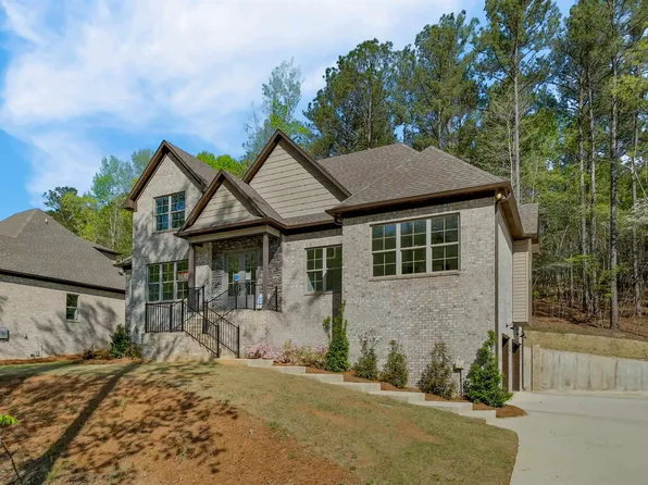 2053 Grey Oaks Ter, Pelham, AL 35124
