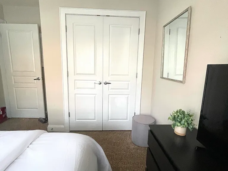 914 Garden District Dr — Photo 10