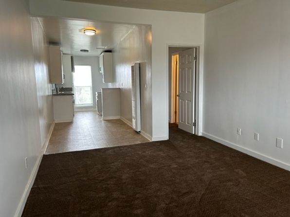 11134 S New Hampshire Ave #8