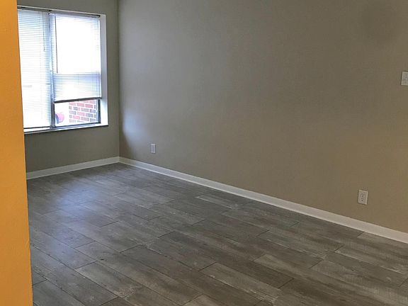 5th image of 6239 Nagel Ave #1N