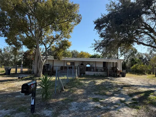 9013 Burr Dr, Polk City, FL 33868