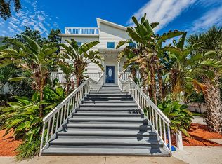 106 Peterson Ln, Palm Harbor, FL 34683