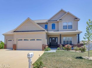 1312 Kickapoo Creek Rd, Bloomington, IL 61705