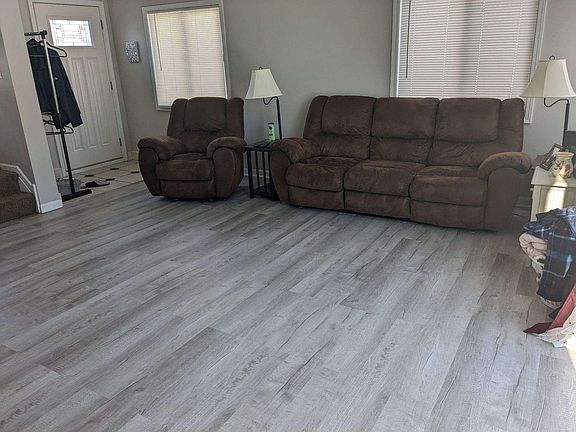 2nd image of 343 Martindale Ct