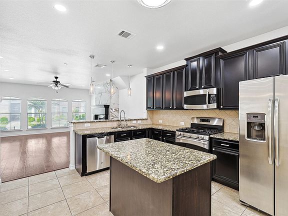 4th image of 4264 Kiowa Dr