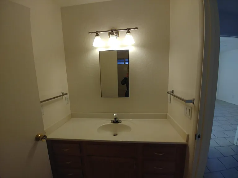 77 E Cliff House Dr — Photo 11