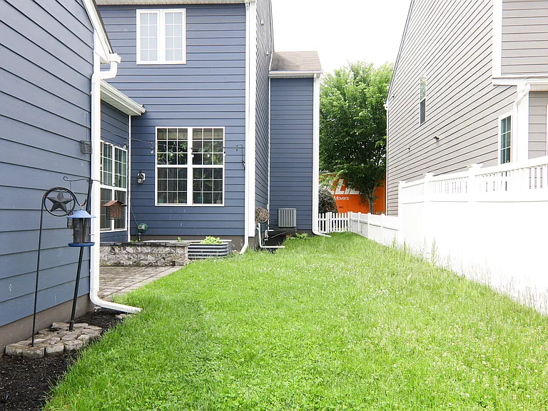 606 Line Rd — Photo 64