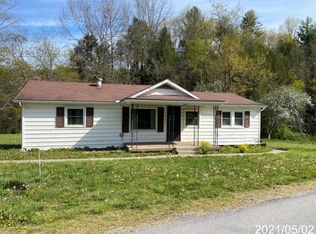 2032 Bicknal Flats Rd, Lashmeet, WV 24733