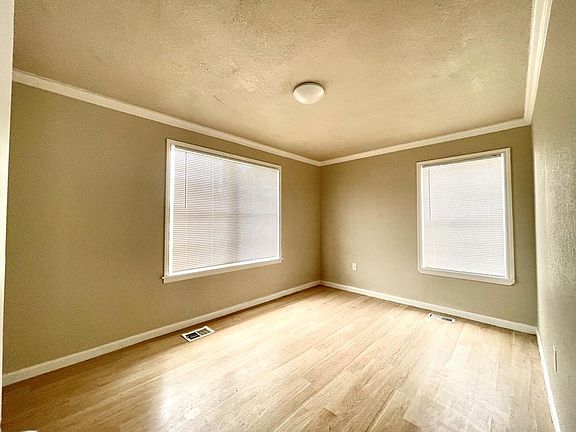 2nd image of 5407 Lancaster Dr