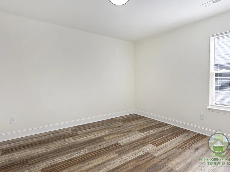 119 Lyman Lodge Rd — Photo 15