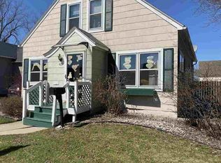 405 4th Ave NE, Waseca, MN 56093