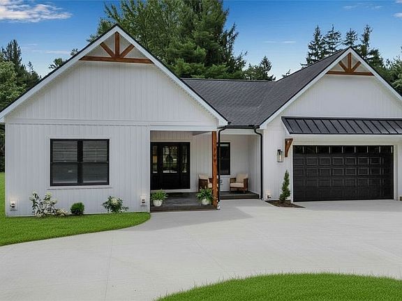 2nd image of 799 Casey Rd