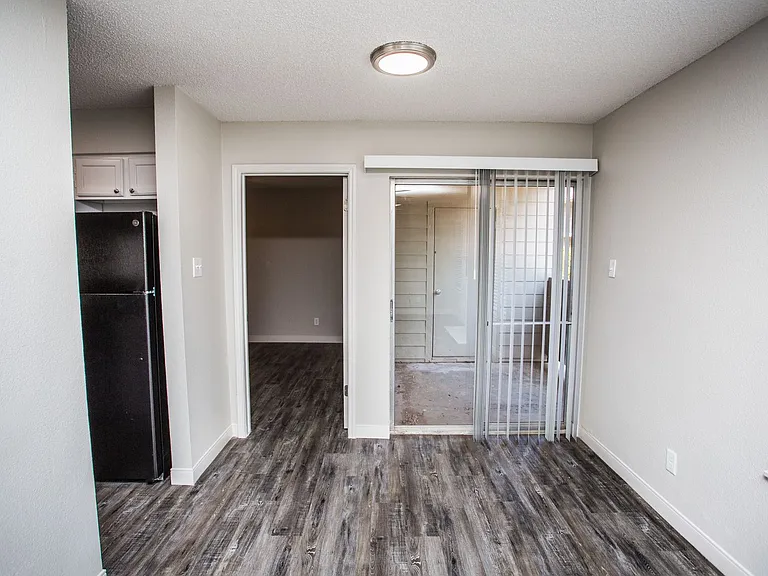 Saddlewood Apartments — Photo 65