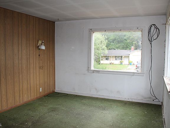 4th image of 1606 McCullens Ave