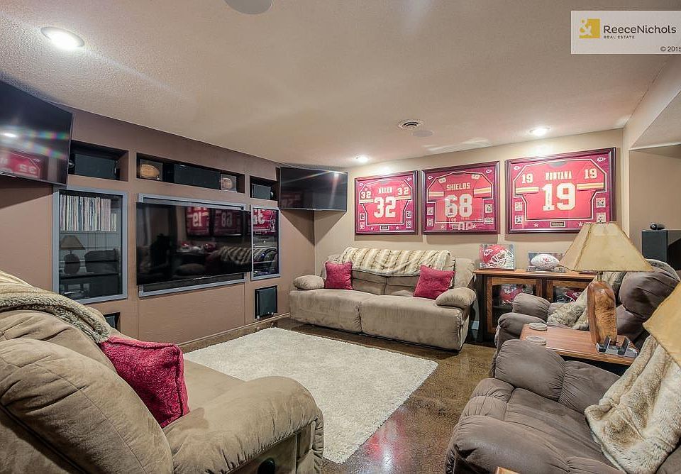 ARE YOU READY FOR SOME FOOTBALL!!!