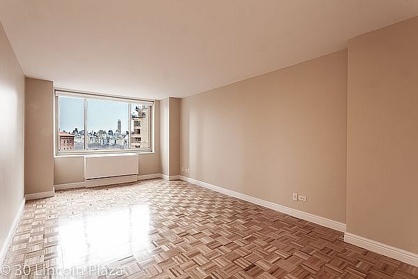 1st image of 30 W 63rd St APT 16S