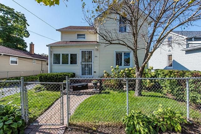1st image of 106 N Butrick St