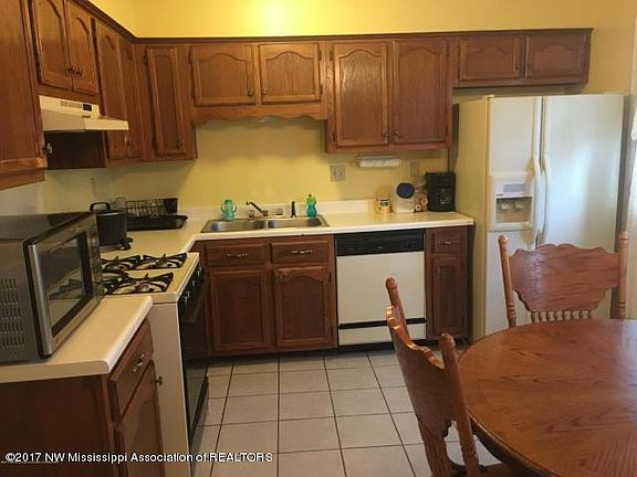 5th image of 4255 Highgate Dr