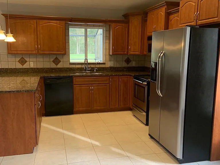 27 Egan Dr — Photo 8