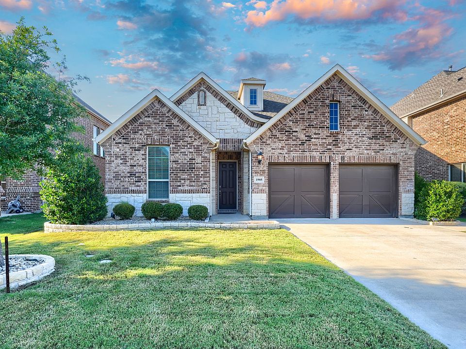 1st image of 1905 Brown Stone Dr