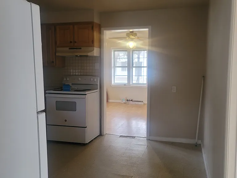 3208 Leeds St — Photo 17