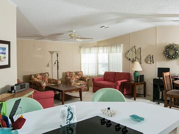 5th image of 1212 Apache Dr