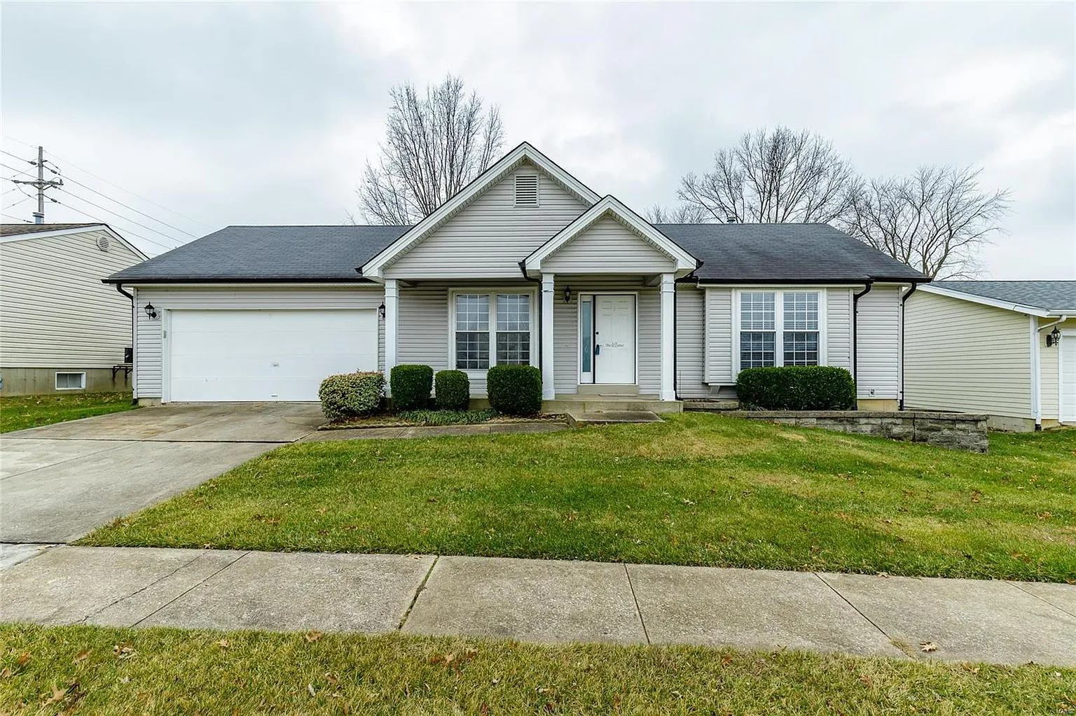 1304 Osage Meadows Dr photo 1