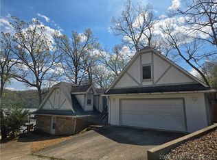 129 Summit View Cir, Climax Springs, MO 65324