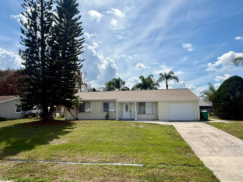 1st image of 345 SW Tulip Boulevard