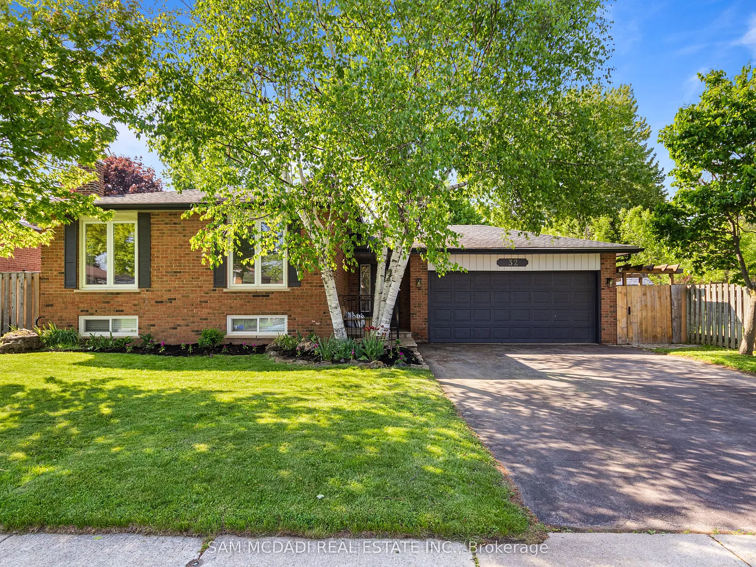 4 bed, $4,000 — Photo 2