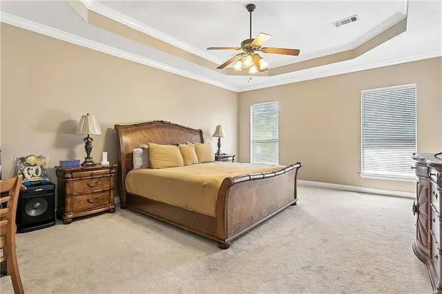 25 Oak Tree Dr — Photo 8